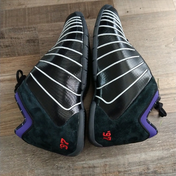 Sz 10 Adidas TMAC 3 Restomod Raptors Black Purple Mens Basketball Shoe GY2394 - Picture 2 of 9